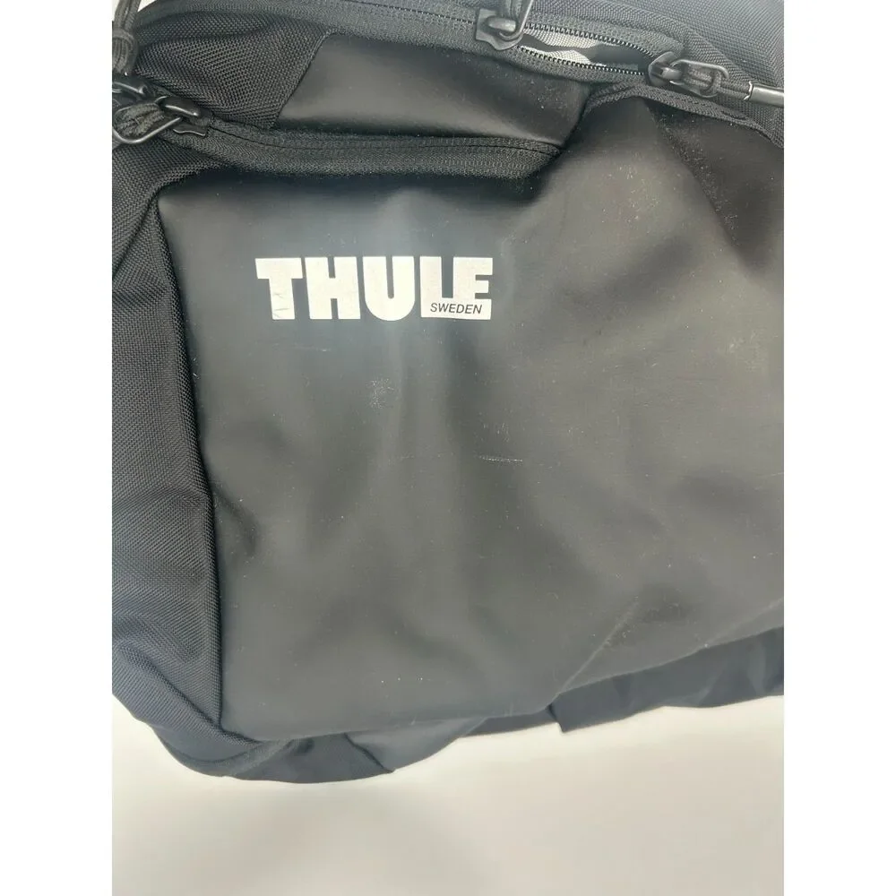 Thule  Chasm 26L Laptop Backpack Black Bookbag